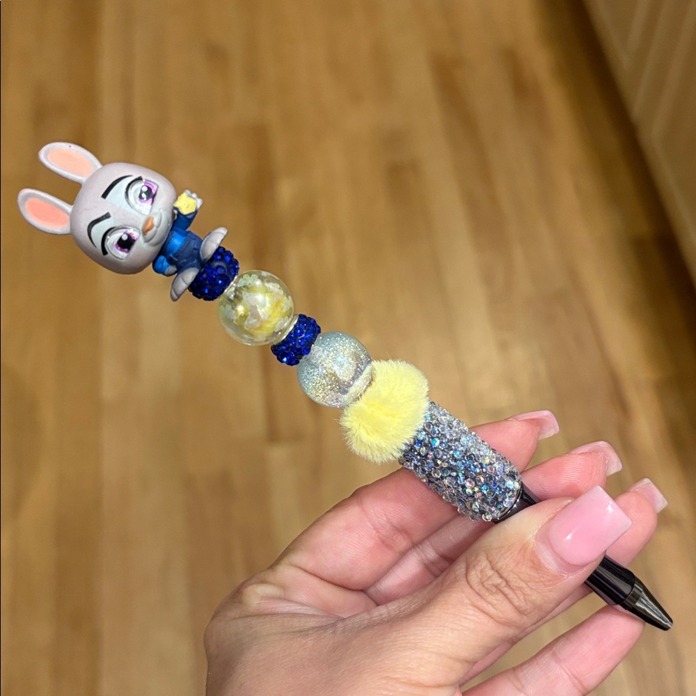 CUSTOM PEN